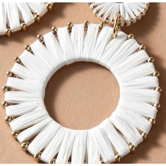 Elegant White and Gold Hoop Earrings - Picture 2 of 2